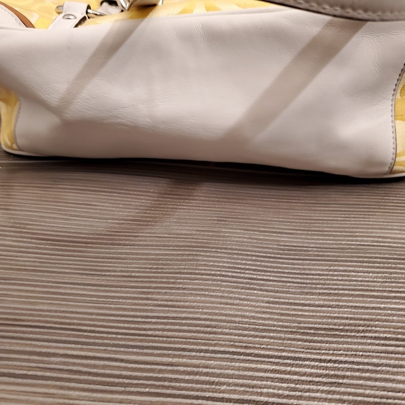 Coach Bleecker Preston Handbag 👜 - Picture 7 of 9